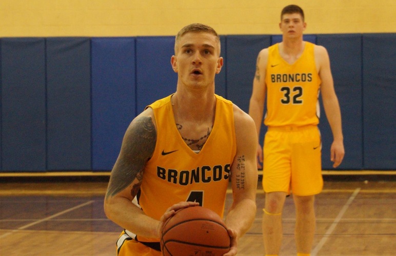 Men Open FNU Beach Bash Beating Blue Lights, Extend Win Streak to Six