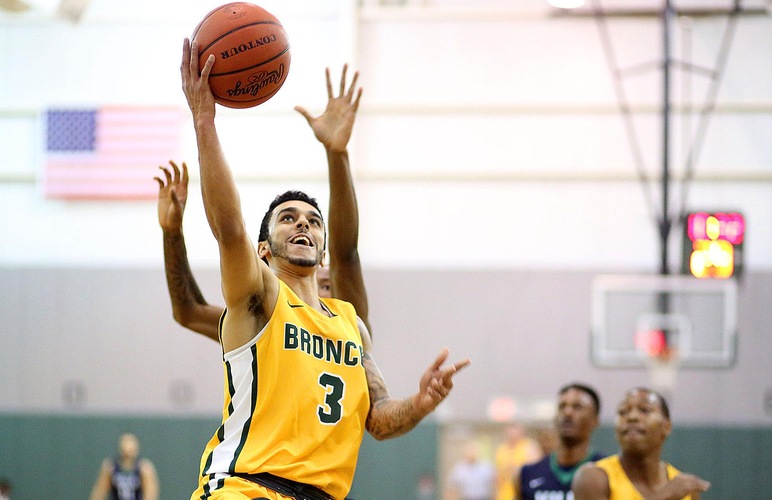 Delhi Displays Scoring Depth in 86-81 Defeat to Villa Maria