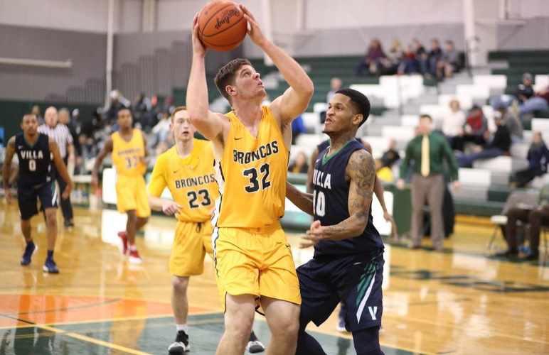Delhi Knocks off Berkeley, Snaps Knights' 56-Game Win Streak