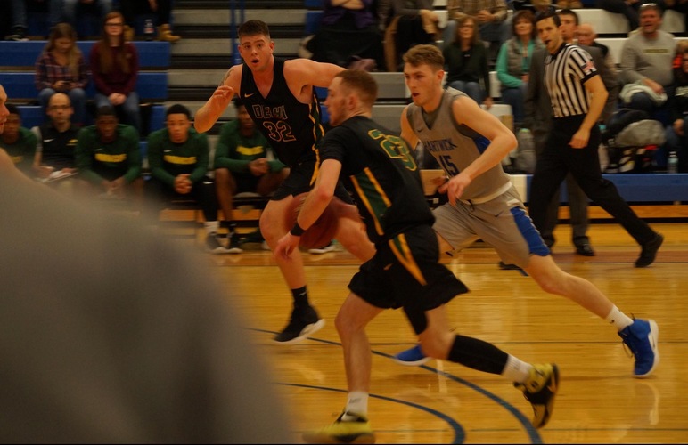 Broncos Pounce MCLA 86-62; Dean, Fragale Notch 20-Point Games