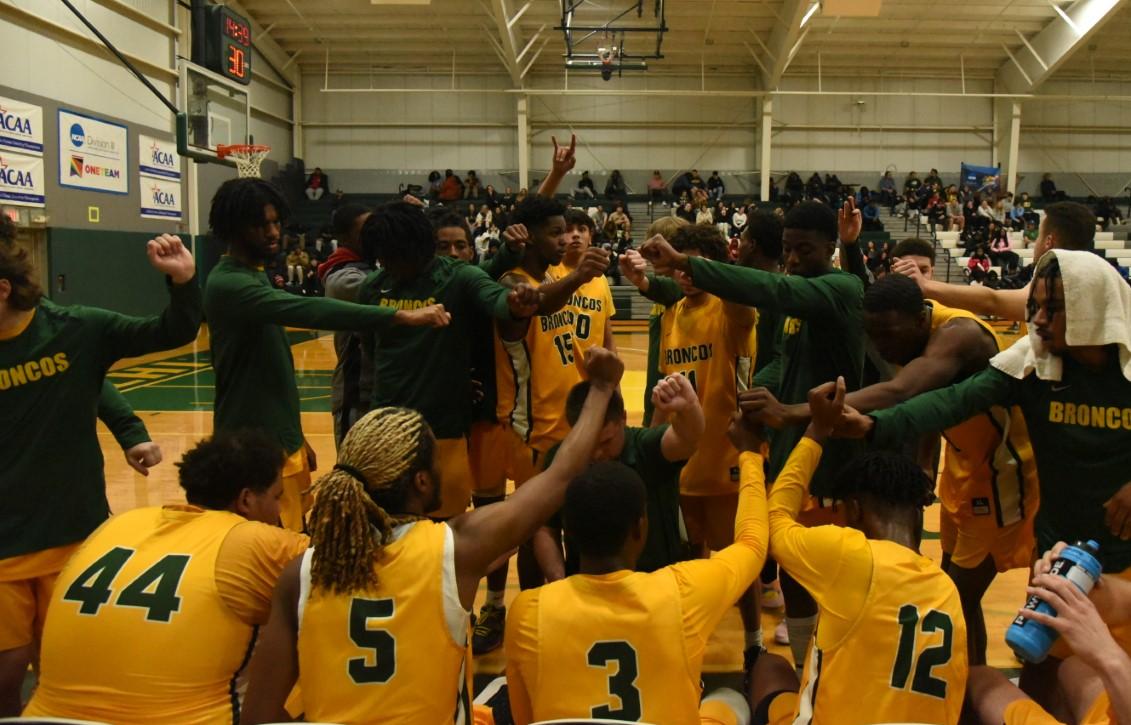 Men's Basketball Grabs Third Win in a Row Defeating Clarks Summit 106-79