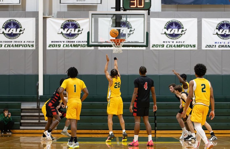 Men's Basketball Drops Non-Conference Matchup at Misericordia