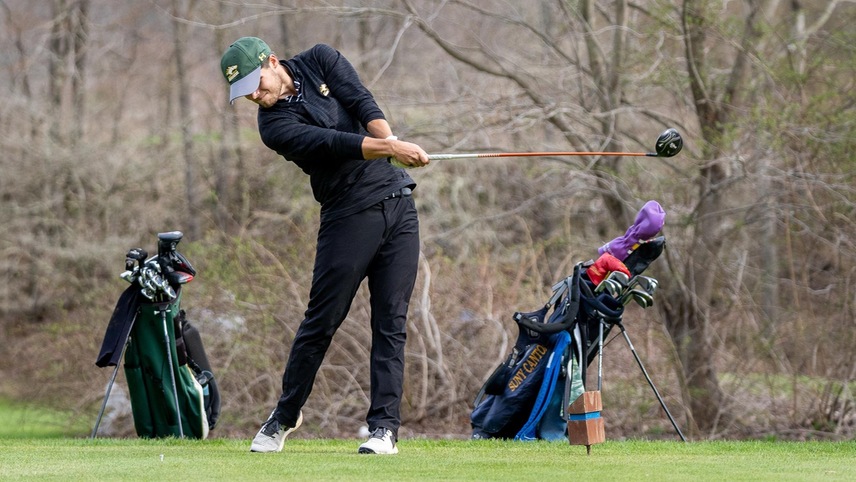 golfer swinging