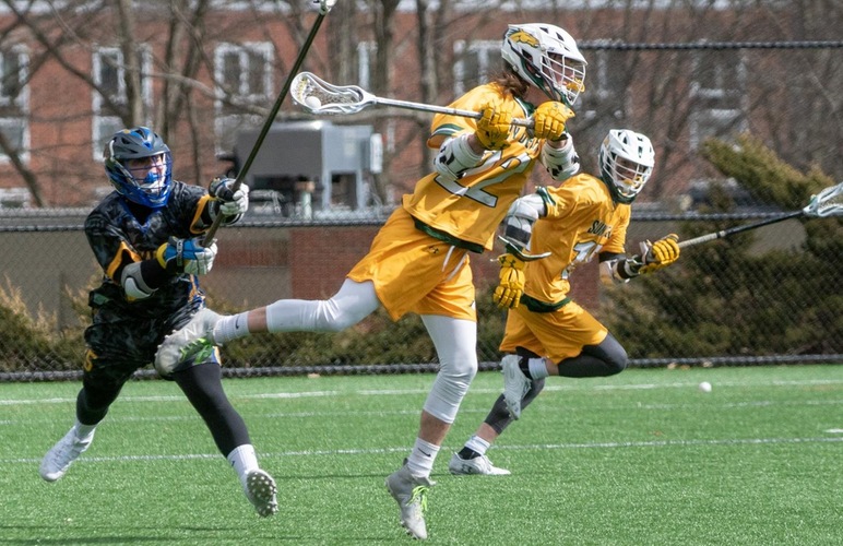John Rohan ready to fire an off-balance shot. 