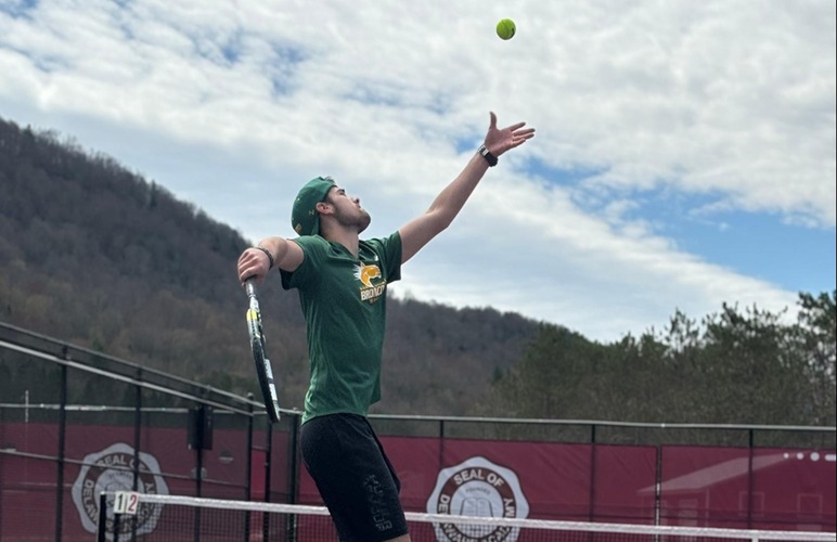 Men's Tennis Fall to Mount St. Mary in Season Opener