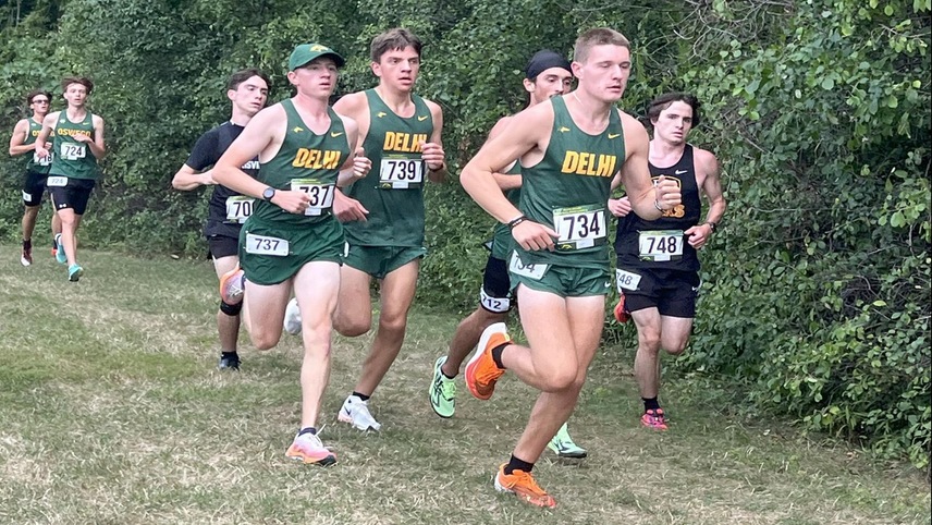Men and Women Open 2025 Season With Third Place Finishes