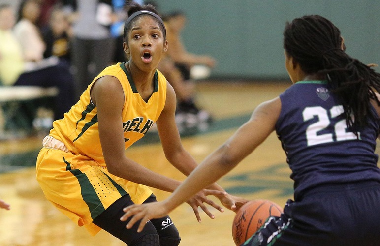 Starting Five Connect for Double Digits in Offensive Win over Villa Maria