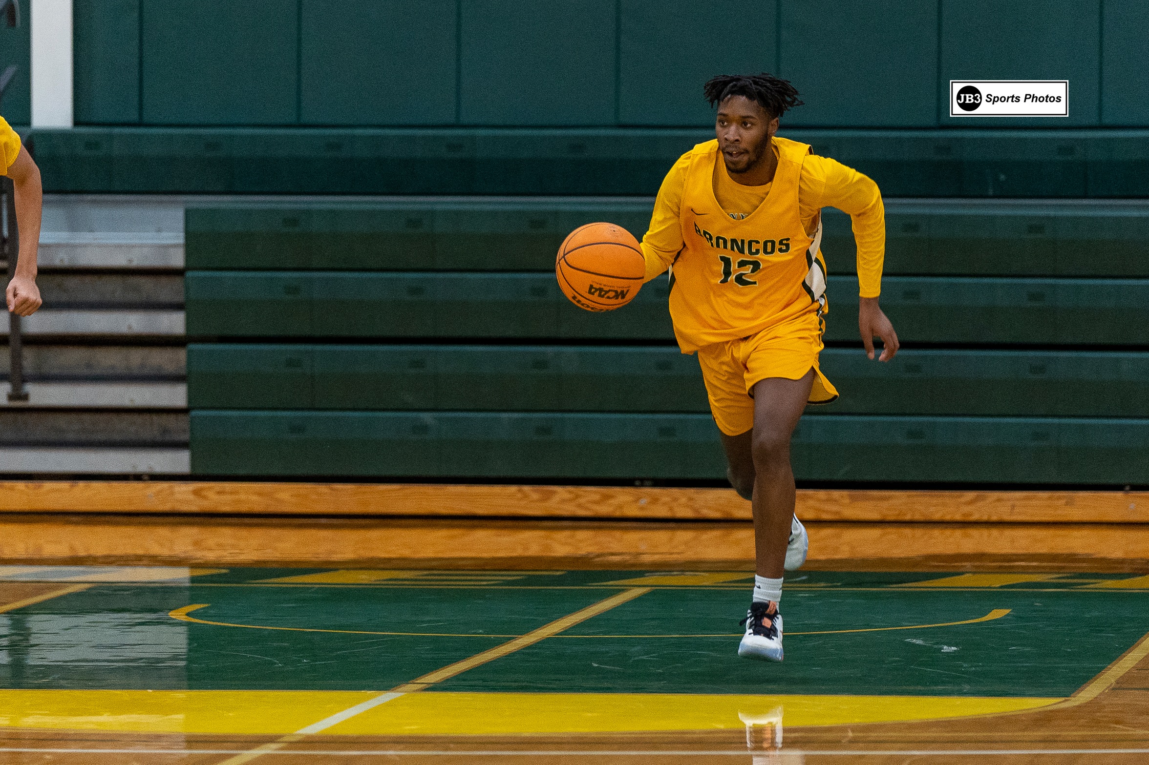 Men&rsquo;s Basketball Clinches Top Spot in NAC West after beating SUNY Canton at Home