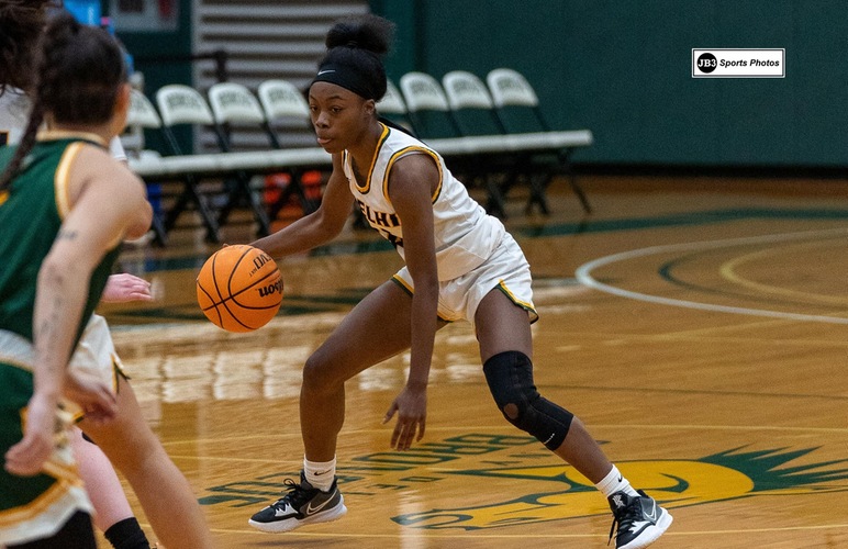 Freshman Aniya Jones Records Double-Double in loss against SUNY Canton
