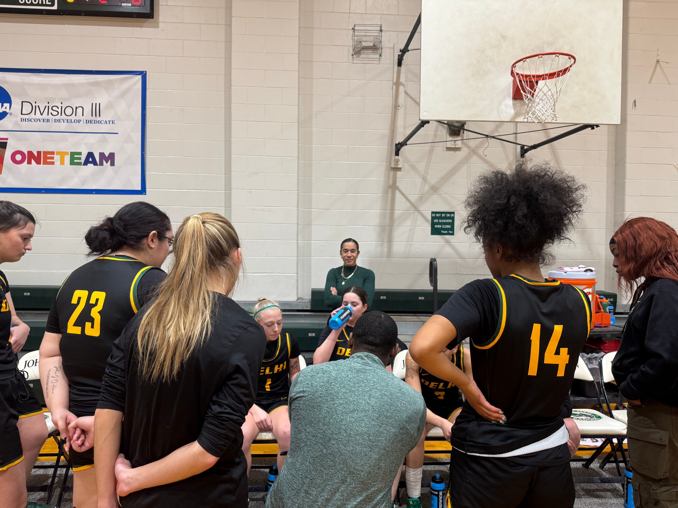 Women's Basketball Come Up Short To Johnson in Conference Contest