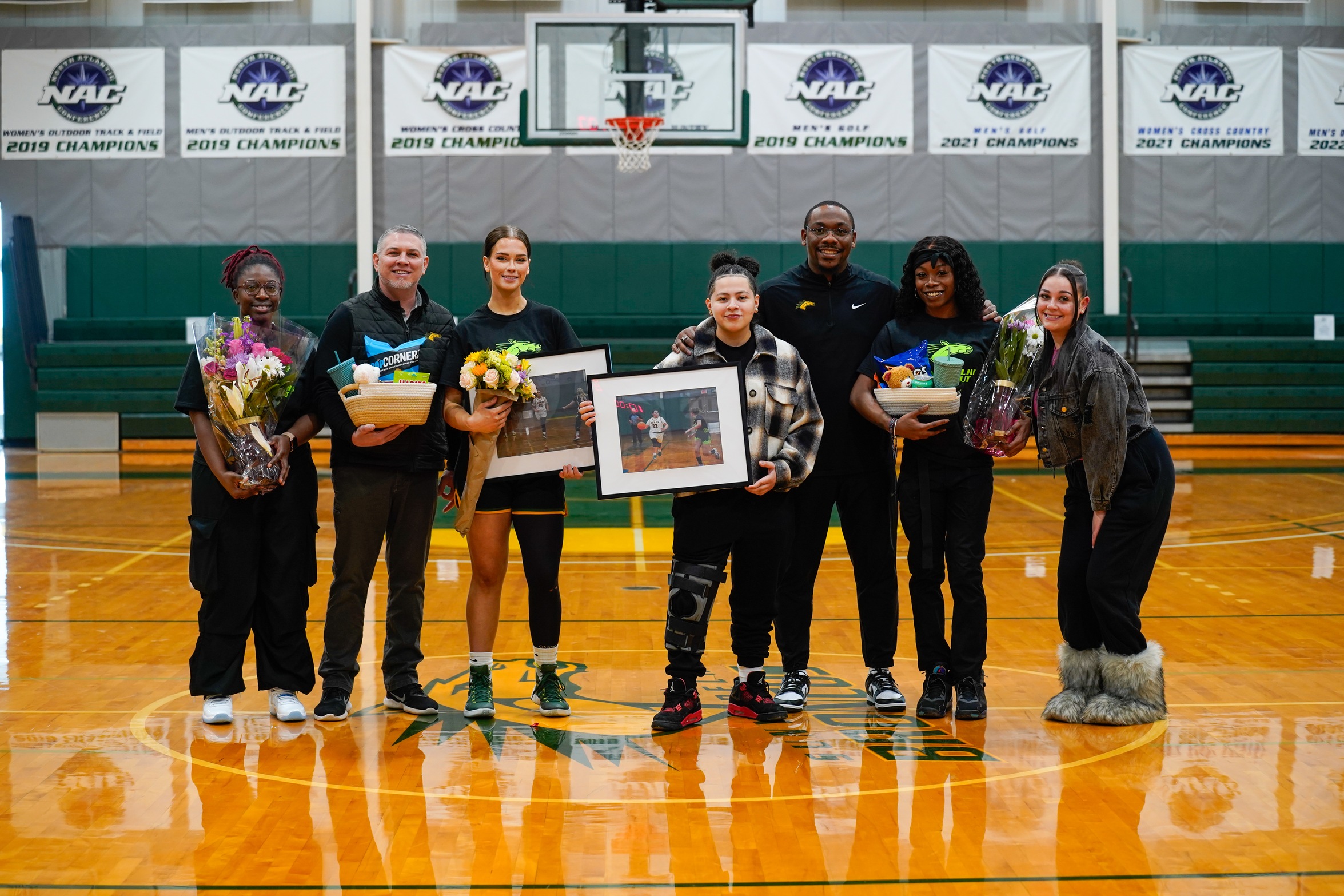 Women's Basketball Recognize Seniors in Regular Season Finale