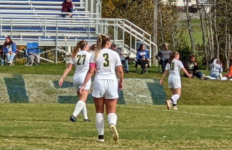 Delhi Women's Soccer Drops Second Match of Away Trip 2-1 against UMPI