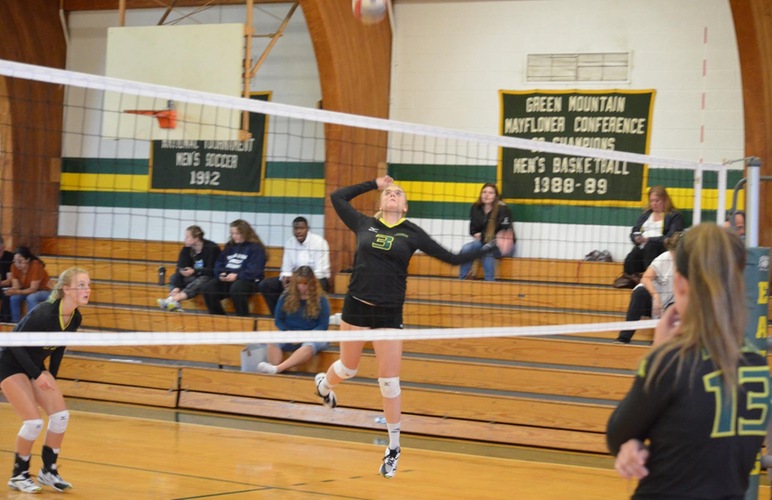 Broncos Take 2-of-3 at Green Mountain Tournament