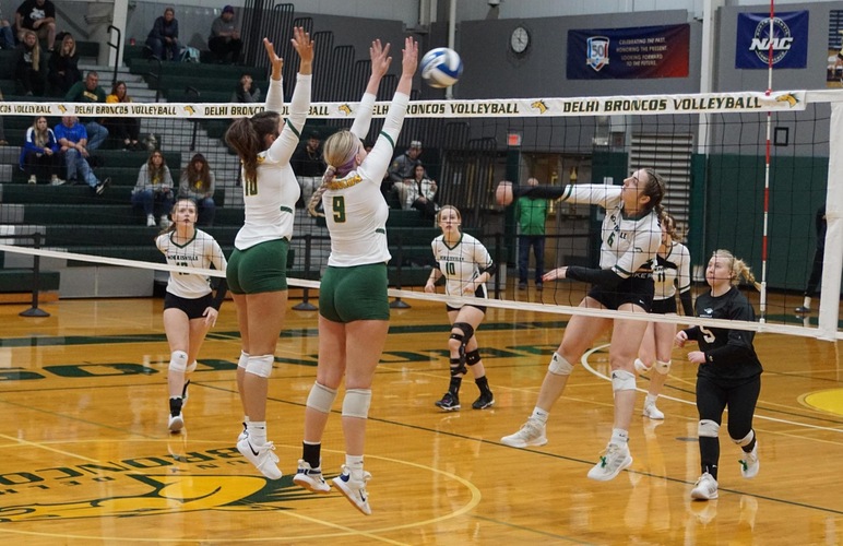 Delhi splits Tri-Match with Canton and Morrisville on the road